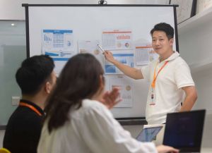 企业九游平台策略的实施步骤与建议